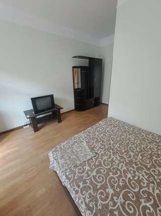 Гостиница Ускут Приветное Семейный без вида на море 12-4