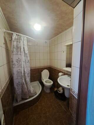 Гостиница Ускут Приветное Семейный с видом на море №5-4