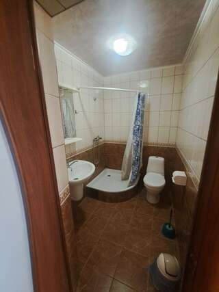 Гостиница Ускут Приветное Семейный без вида на море №7-3